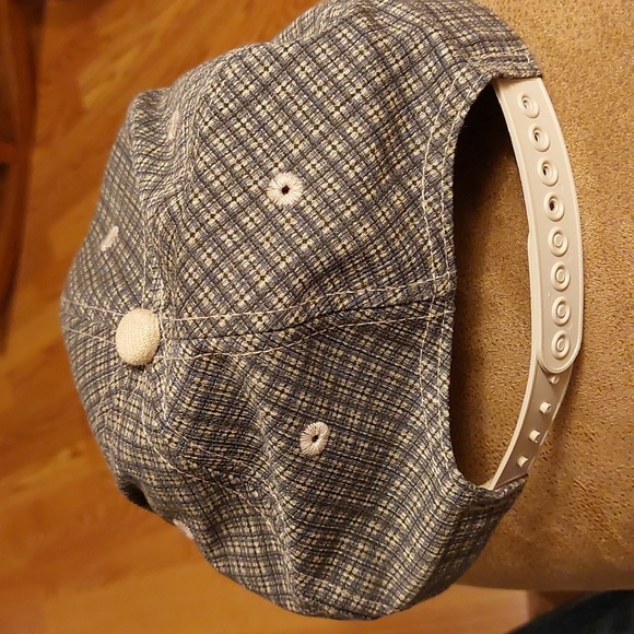 Plaid/Tan Snapback Cap - Picture 3 of 4